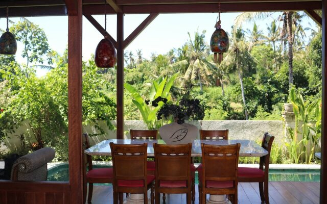 Nadya Homestay