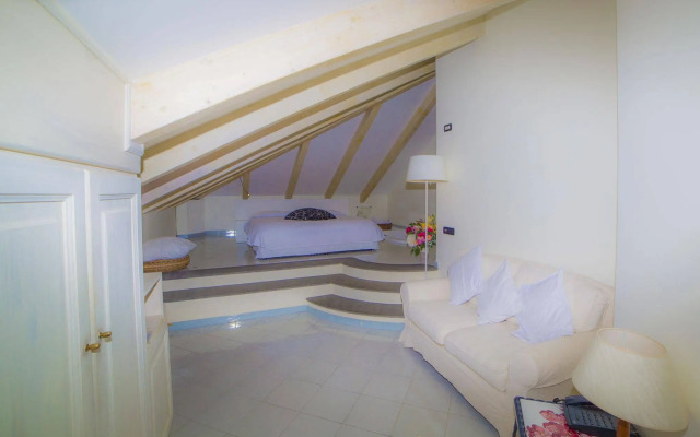 Villa Lara Hotel