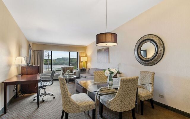 Antioch Hotel & Suites