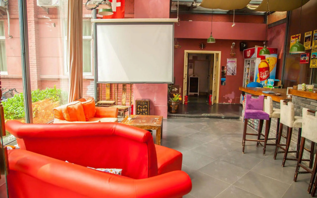 Home Youth Hostel