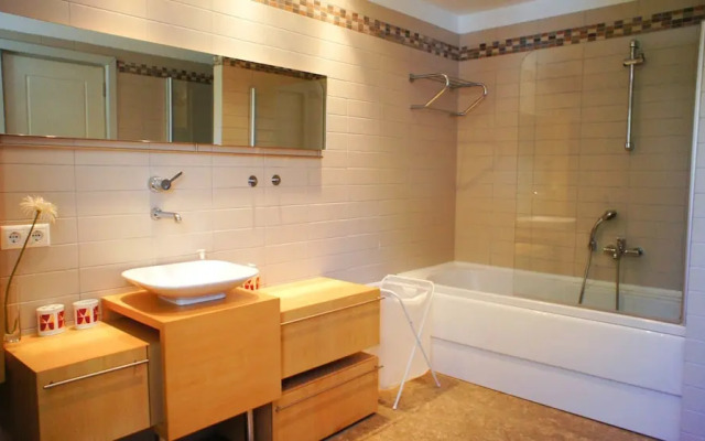 Safir Villa