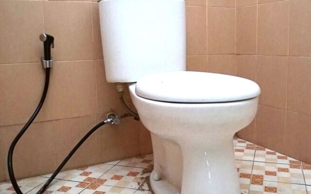 Marzan Syariah Guest House by OYO Rooms