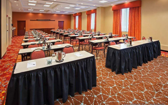 Hampton Inn & Suites Chicago-North Shore/Skokie