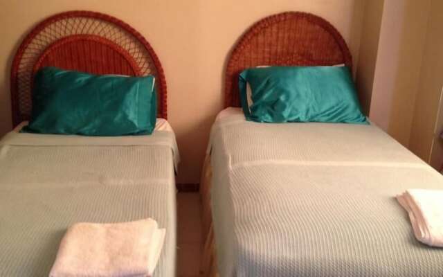 Hostal Plaza Yu