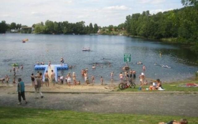 Holzhaus Am Silbersee