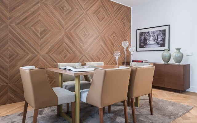 Home Club Alcala Apartments