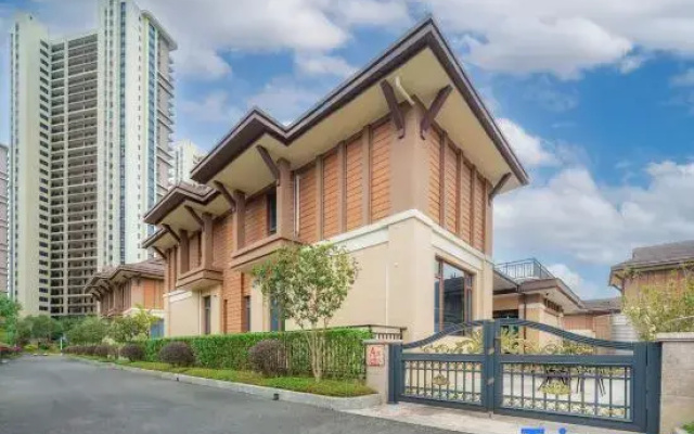Longmen Nankunshan Baiyingju Holiday Homestay