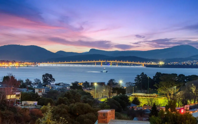 Hobart Horizon