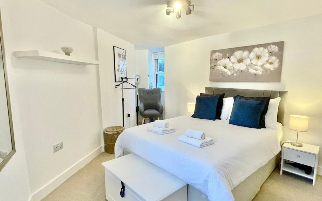 Modern 2 Double Bedroom-Free Parking