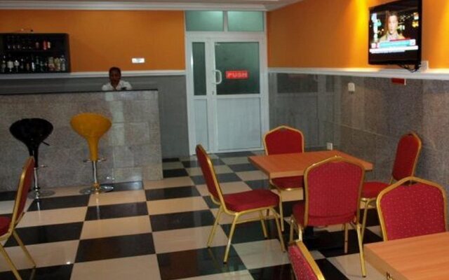 Class Suites Budget Ogba