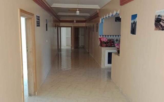 Appart Hotel Jardins d'Imilchil Hostel