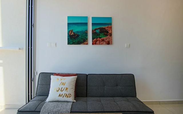 Phaedrus Living - Seaside Luxury Flat Harbour 108