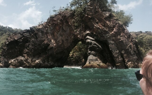 Las Cuevas Beach Lodge