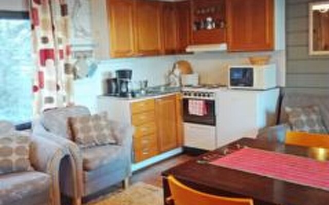 Mustalampi 4 Kyyhkynen Kuusamo