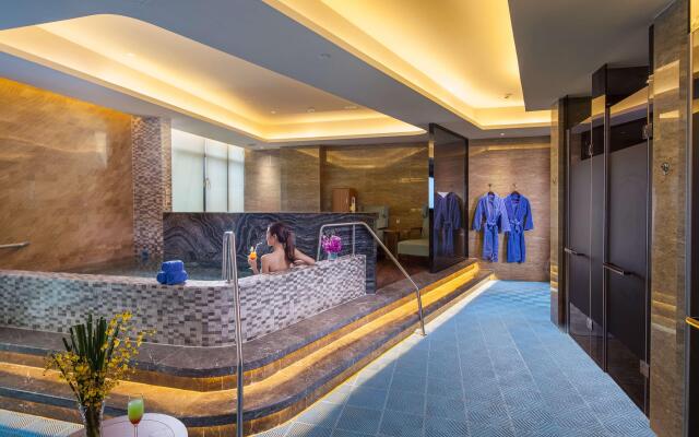 DoubleTree by Hilton Guangzhou Science City-Free Shuttle Bus Service During Canton Fair Period