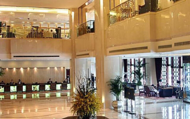 Yulong International Hotel