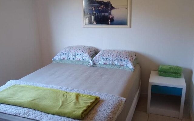 Hostel Dina