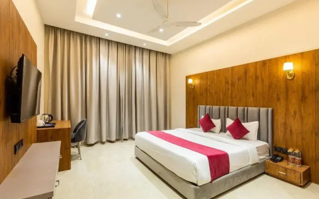 Gaurison Hotel&Resort