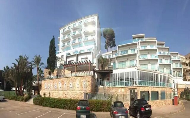 Portodrach Aparthotel & Suites