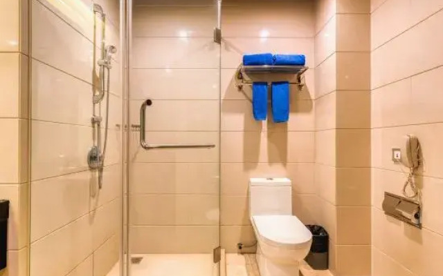 Legend International Hotel
