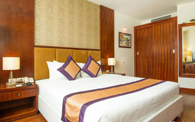 Nesta Hotel Ha Noi