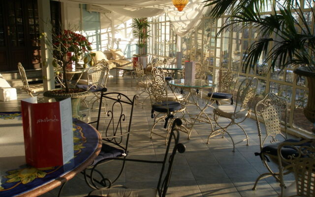 Hotel Montecarlo 3 Stelle