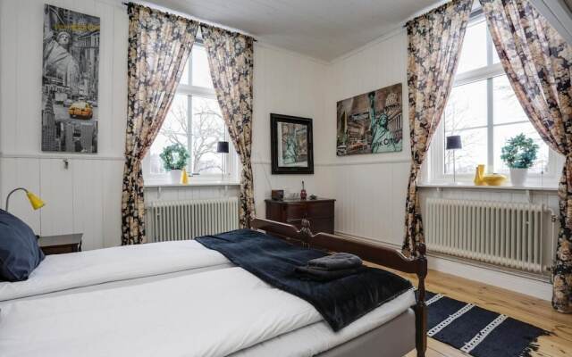 Hagbackens Gård Bed & Breakfast