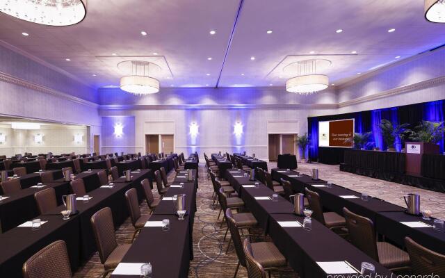 DoubleTree by Hilton Hotel Jacksonville Riverfront