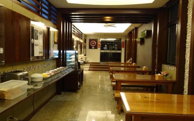 Wuzhou Hotel
