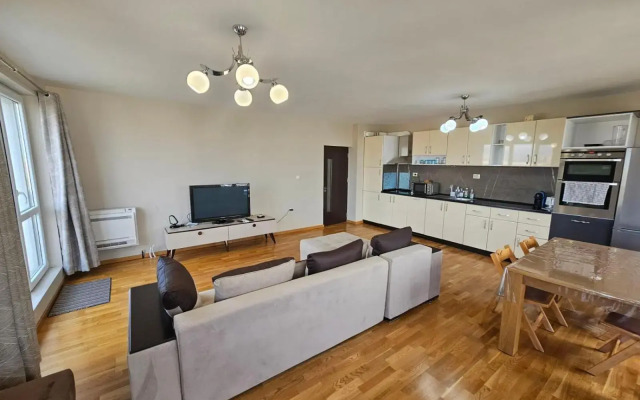 One Bedroom Apartment 46- Trakia 54 А