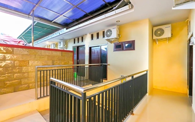 OYO Life 3064 Mahameru Kost Putra