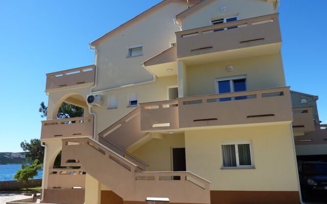 Sea view apartments AZ on beach