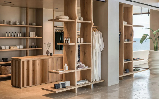 Acro Wellness Suites - Adults Only