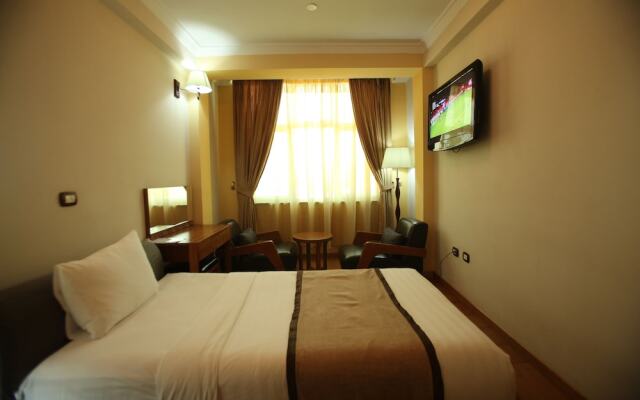 Ark Hotel Addis