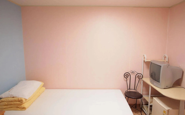 Shinchon Hostel
