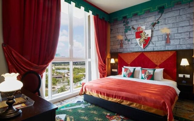 Comfy Home at 1-Medini Legoland
