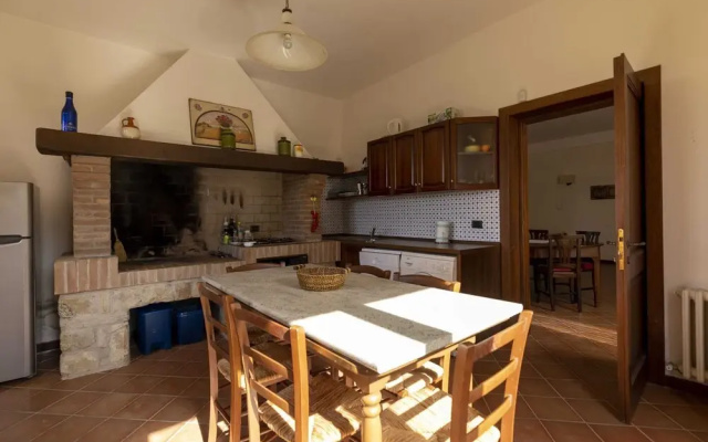 Classic Villa for Family With Pets