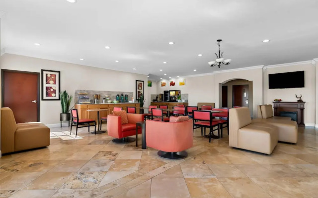 Quality Inn & Suites McAlester on Hwy 69