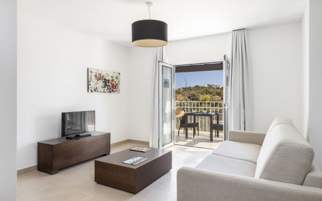 Eden Villas & Apartments