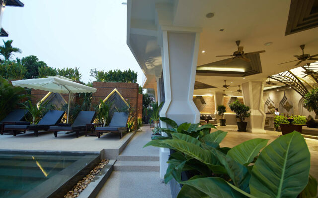 Central Suite Residence