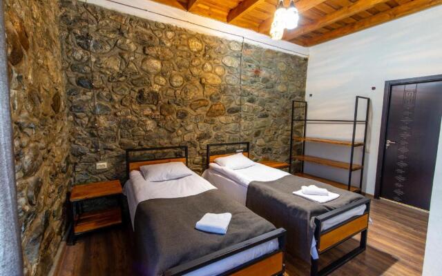 Mestia Hotel Amirani
