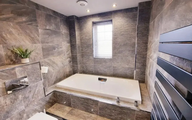 W2WH Two bedroom Tynemouth Apartment