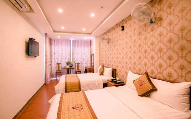 Y Linh Hotel
