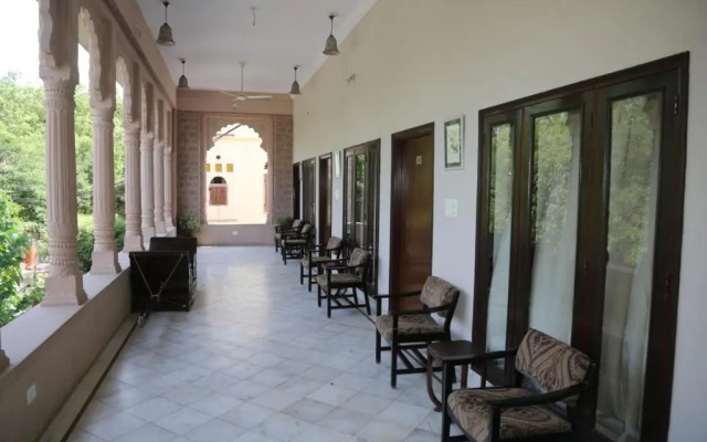 Hotel Karan Villas