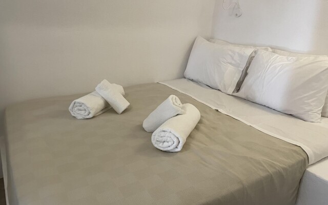 Charming 2-bed Villa in Thera With Outdoor hot tub