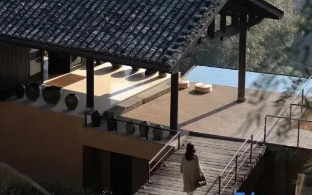 Jiushe Hostel