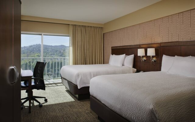 Courtyard Los Angeles Sherman Oaks