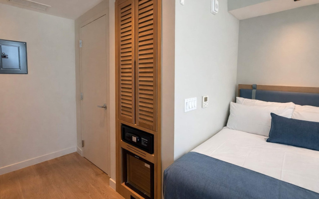 Dolce by Wyndham Miami Beach