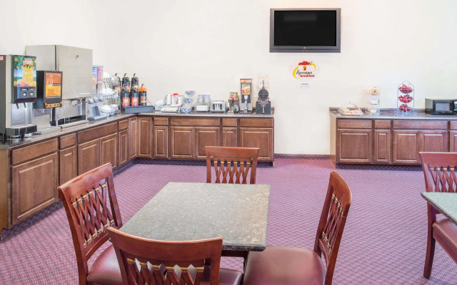 Super 8 by Wyndham Ashland