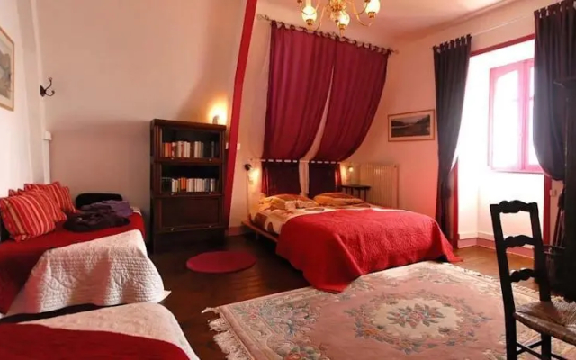Villa de Jade
